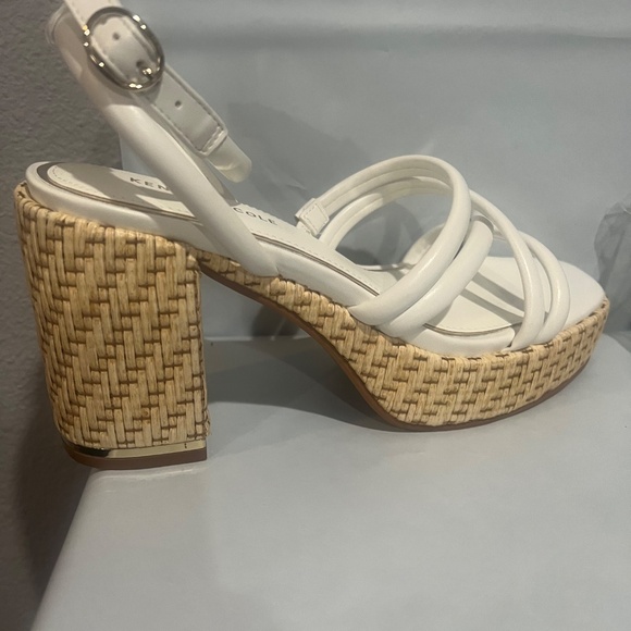 New Kenneth Cole Women's Daphne Heeled Sandal White Strappy Size 8 M Shoes - Picture 8 of 9